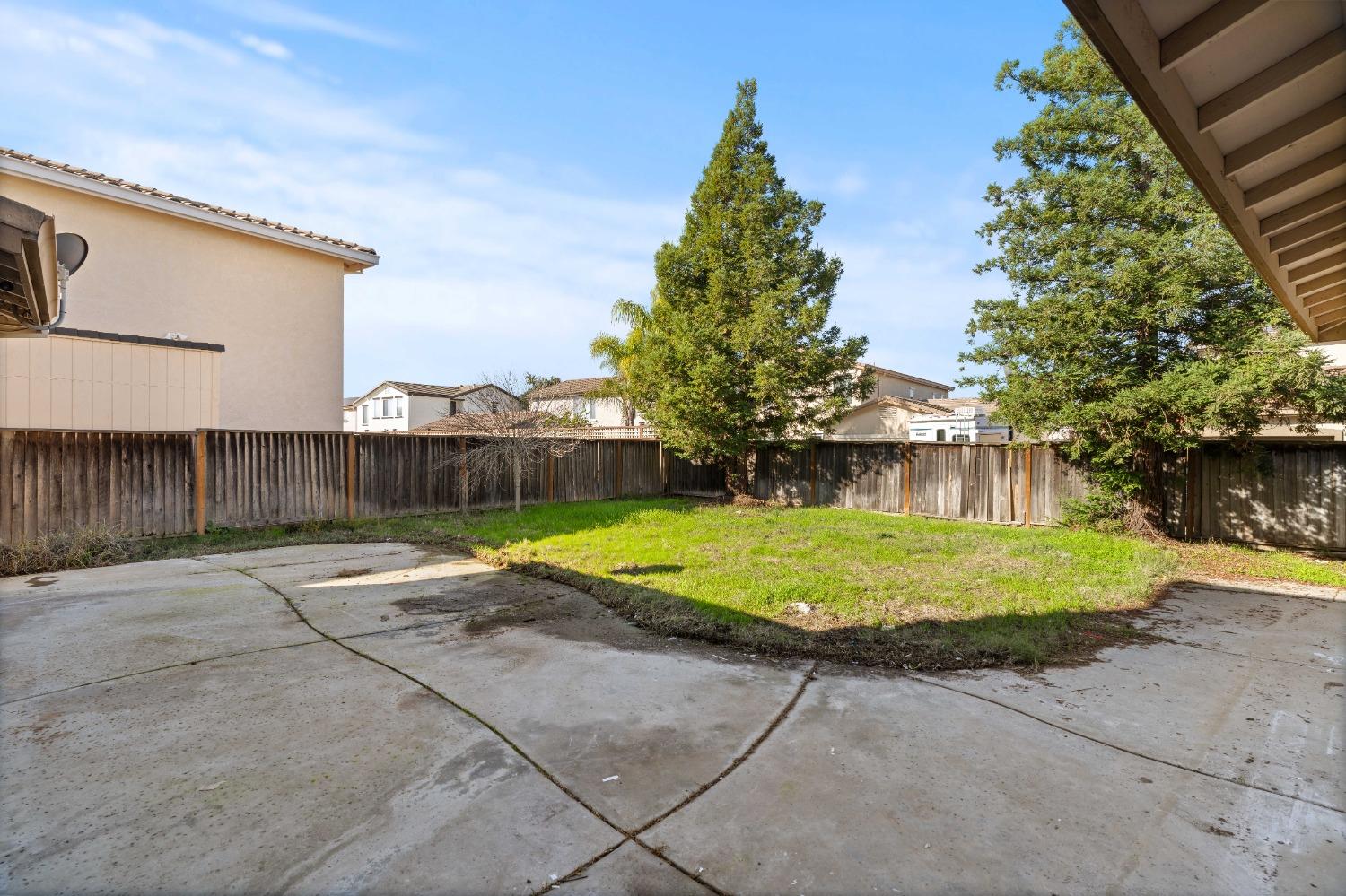 Detail Gallery Image 30 of 35 For 1736 Churchill Downs Cir, Oakdale,  CA 95361 - 4 Beds | 2/1 Baths