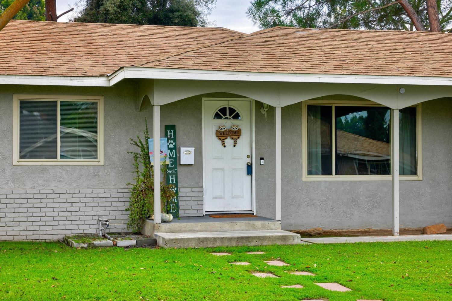 Detail Gallery Image 3 of 31 For 2412 San Felipe Way, Modesto,  CA 95355 - 3 Beds | 2 Baths