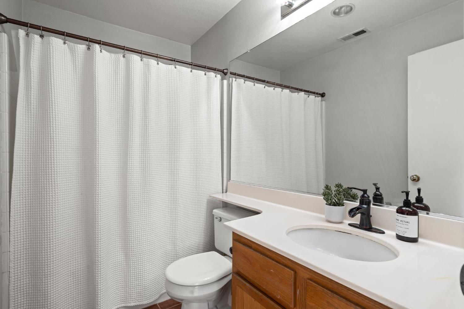 Detail Gallery Image 21 of 29 For 6204 Barb Werner, San Jose,  CA 95119 - 2 Beds | 2 Baths