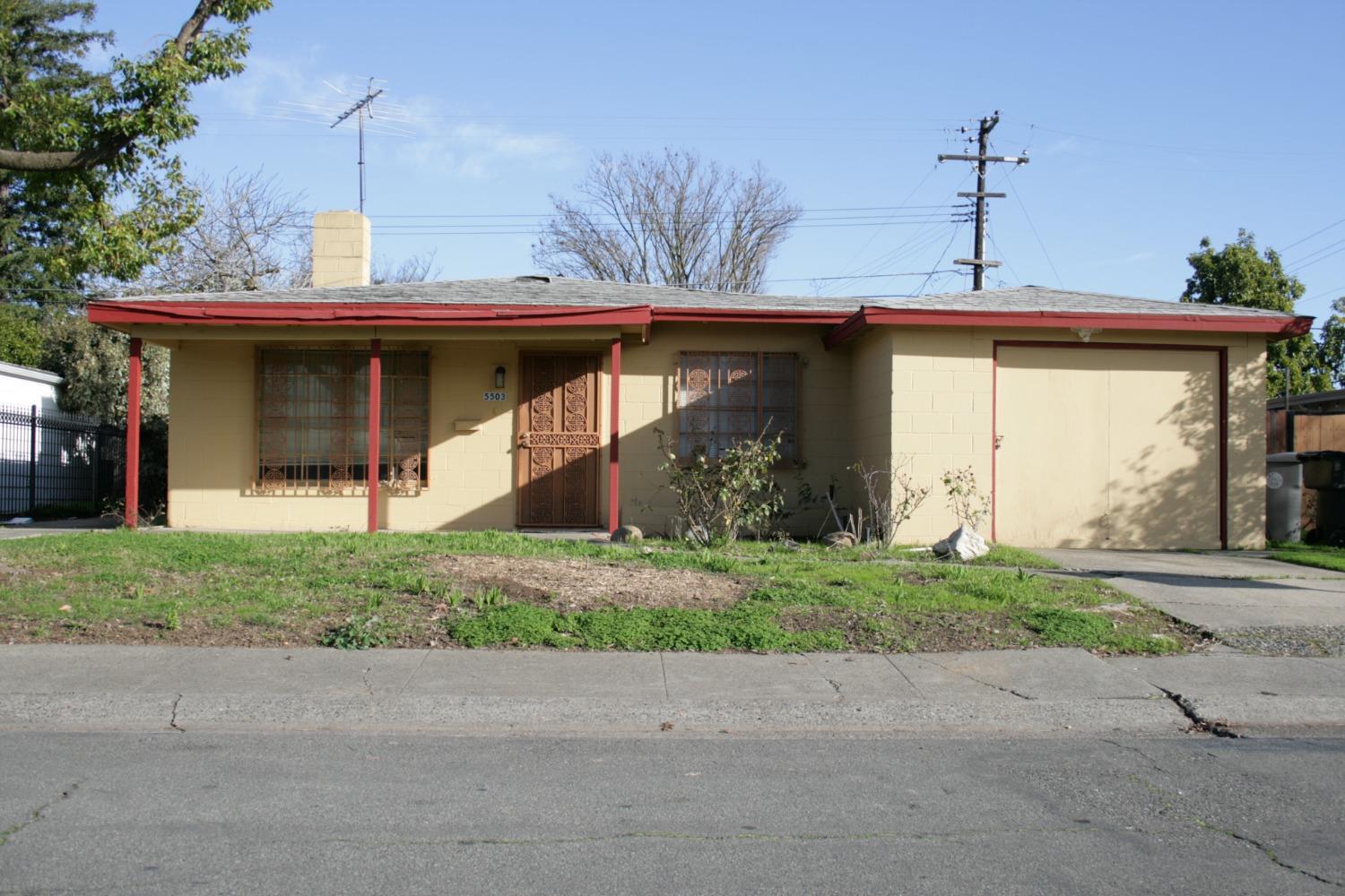 Detail Gallery Image 1 of 12 For 5503 Cabrillo Way, Sacramento,  CA 95820 - 3 Beds | 1 Baths