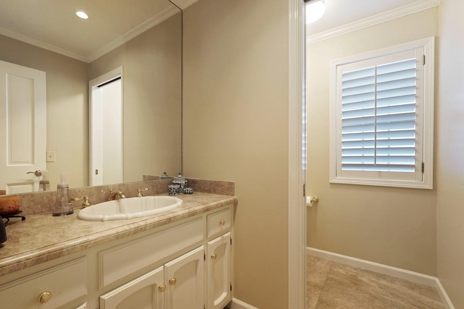 Detail Gallery Image 38 of 89 For 3864 Fourteen Mile Dr, Stockton,  CA 95219 - 4 Beds | 3/2 Baths