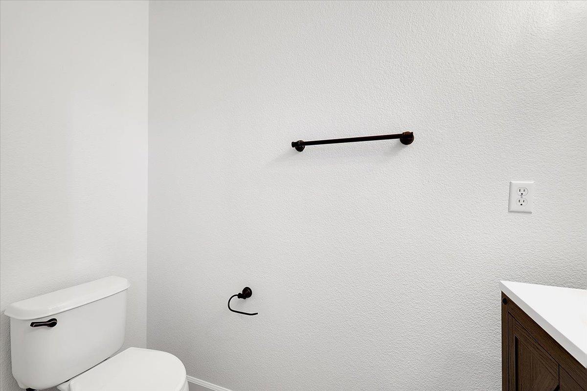 Detail Gallery Image 34 of 68 For 856 Oxford Ct, Yuba City,  CA 95991 - 5 Beds | 3/1 Baths