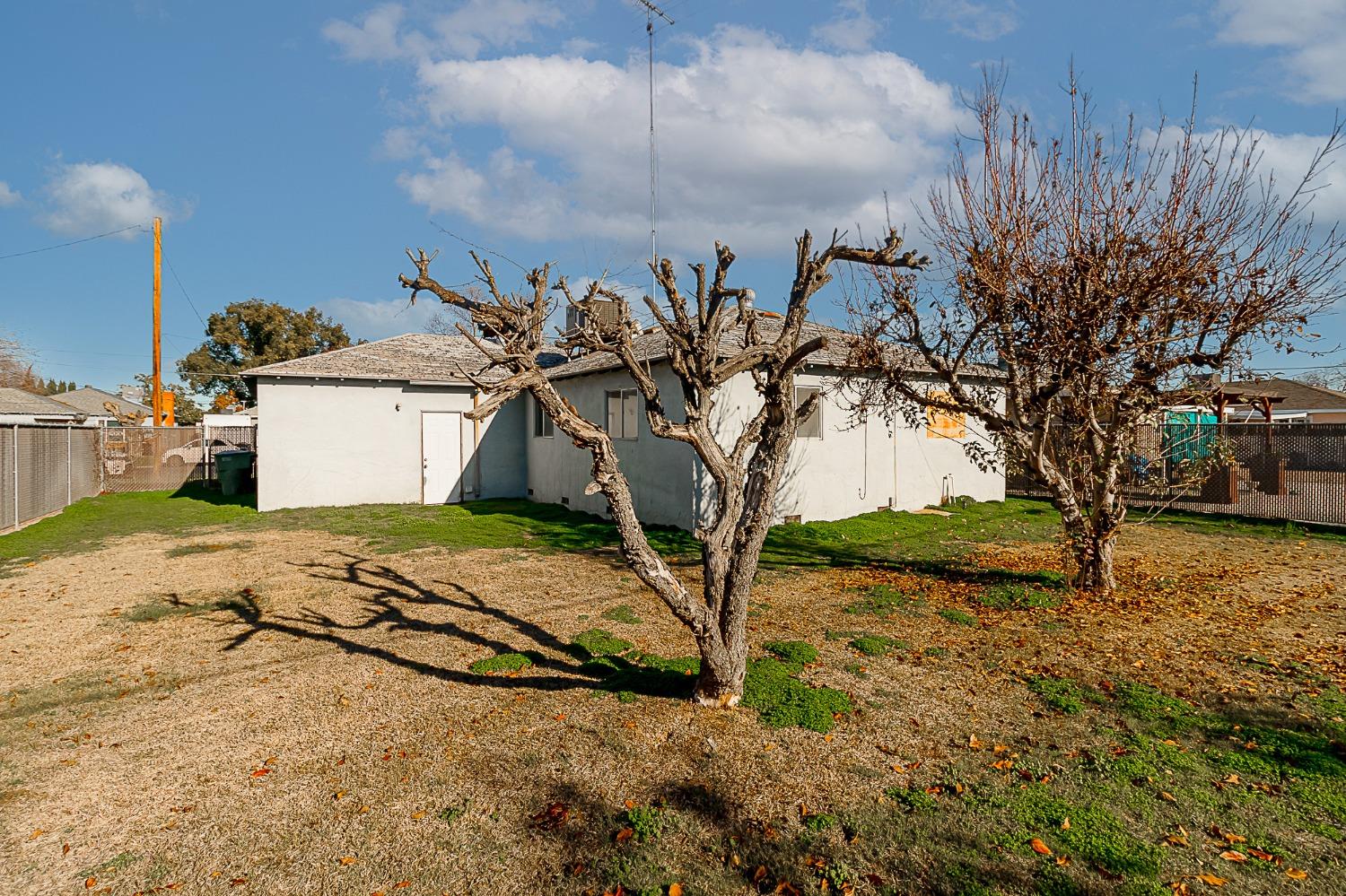 Detail Gallery Image 16 of 17 For 2824 Dale Ave, Ceres,  CA 95307 - 3 Beds | 1 Baths