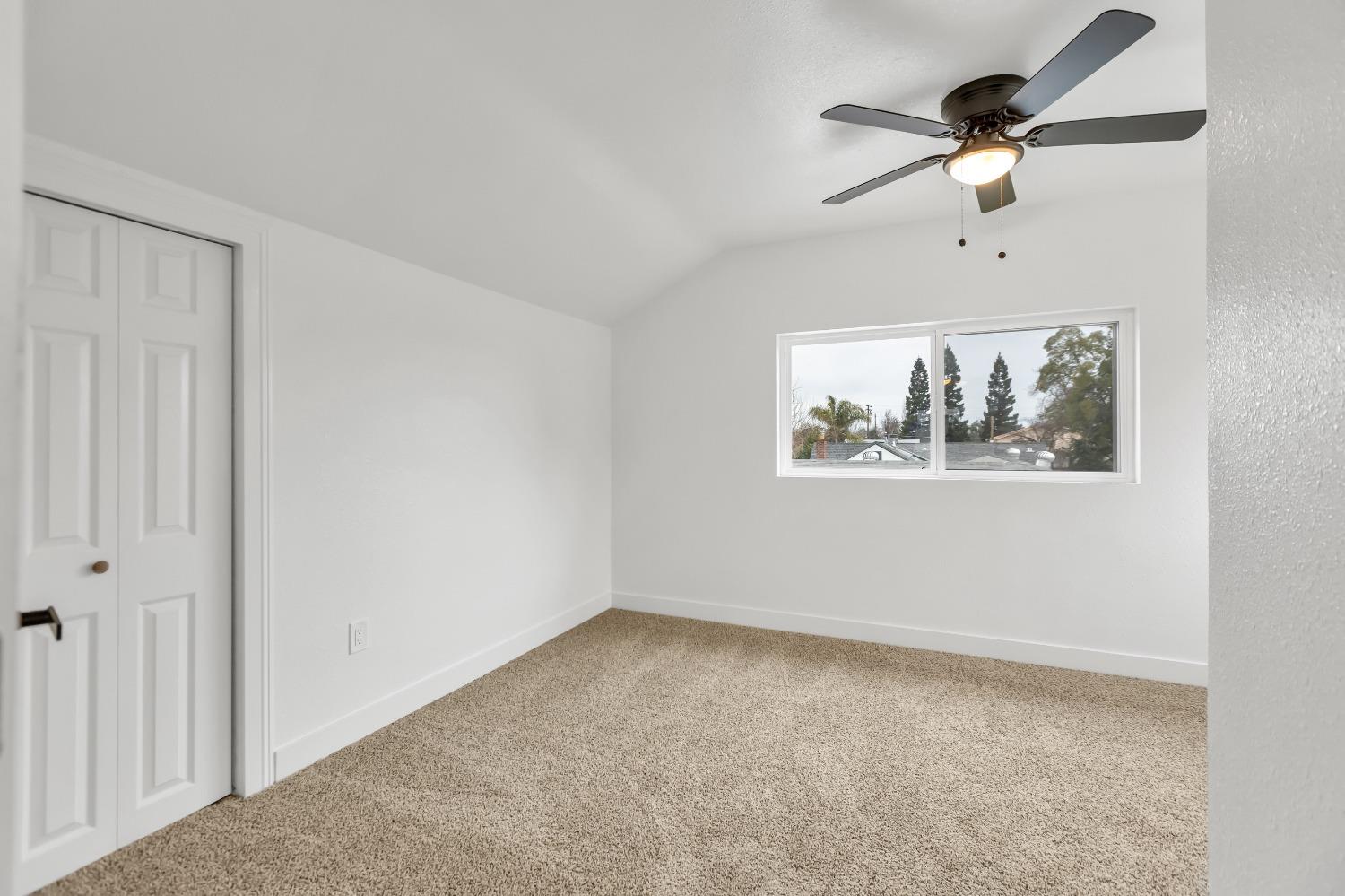 Detail Gallery Image 35 of 51 For 5749 Nina Way, Sacramento,  CA 95824 - 4 Beds | 2 Baths