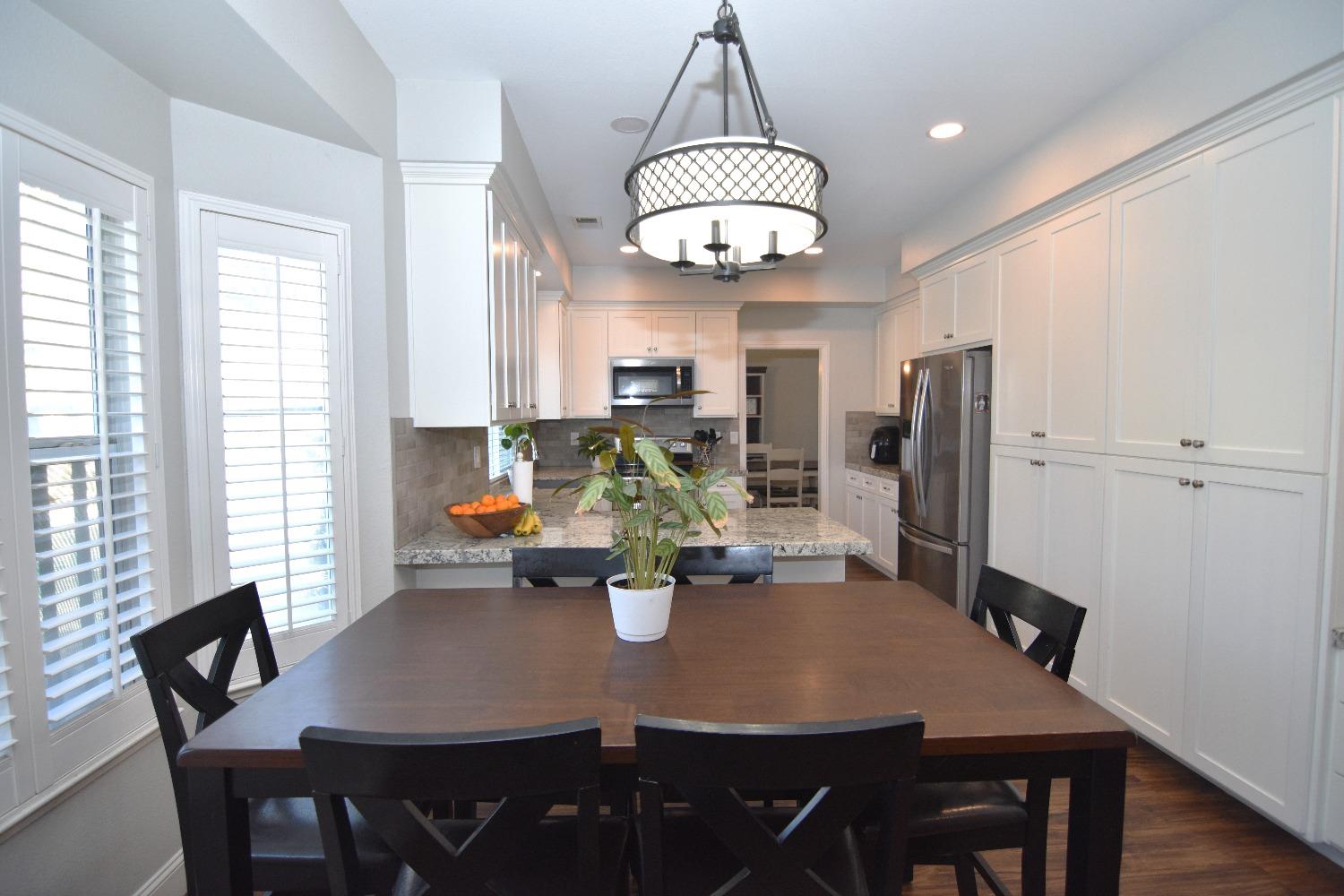 Detail Gallery Image 21 of 51 For 3611 Apple Blossom Ln, Turlock,  CA 95382 - 4 Beds | 2/1 Baths