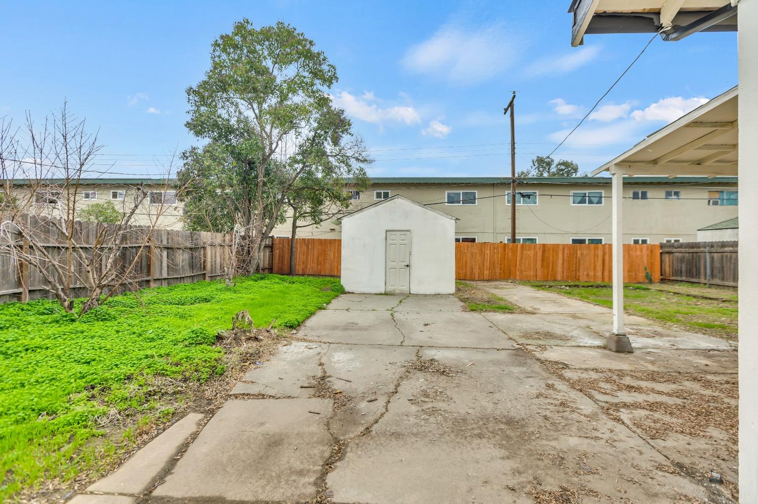 Detail Gallery Image 47 of 51 For 5749 Nina Way, Sacramento,  CA 95824 - 4 Beds | 2 Baths