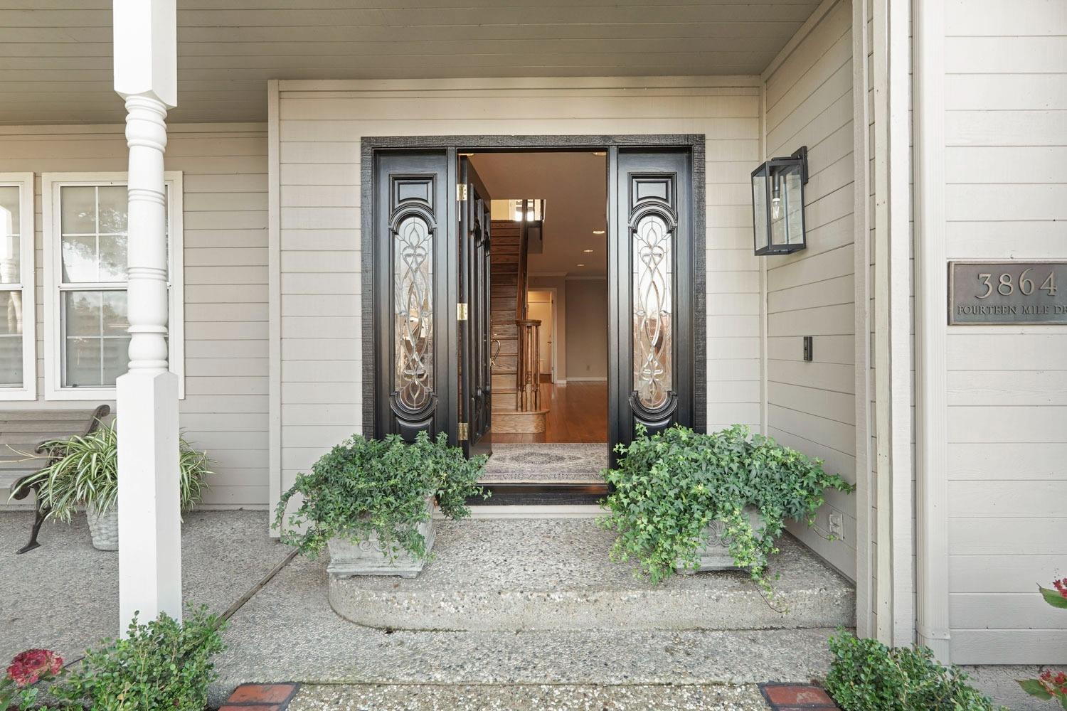 Detail Gallery Image 10 of 89 For 3864 Fourteen Mile Dr, Stockton,  CA 95219 - 4 Beds | 3/2 Baths