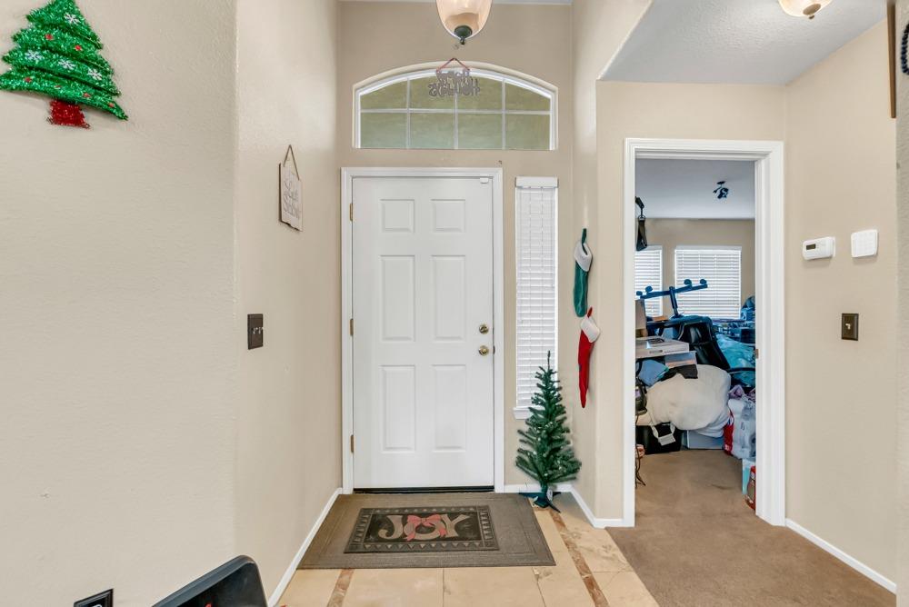 Detail Gallery Image 8 of 47 For 290 Idlewild Dr, Lodi,  CA 95240 - 3 Beds | 2 Baths
