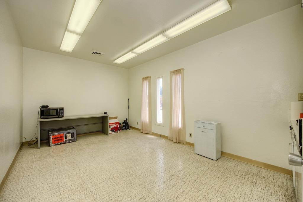 Detail Gallery Image 26 of 42 For 9410 Locust St, Knights Landing,  CA 95645 - – Beds | – Baths