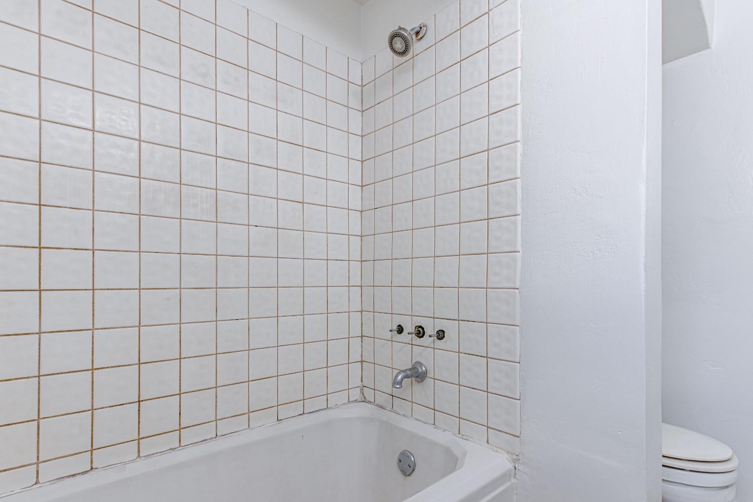 Detail Gallery Image 27 of 38 For 914 Sycamore Ave, Modesto,  CA 95350 - 3 Beds | 1 Baths