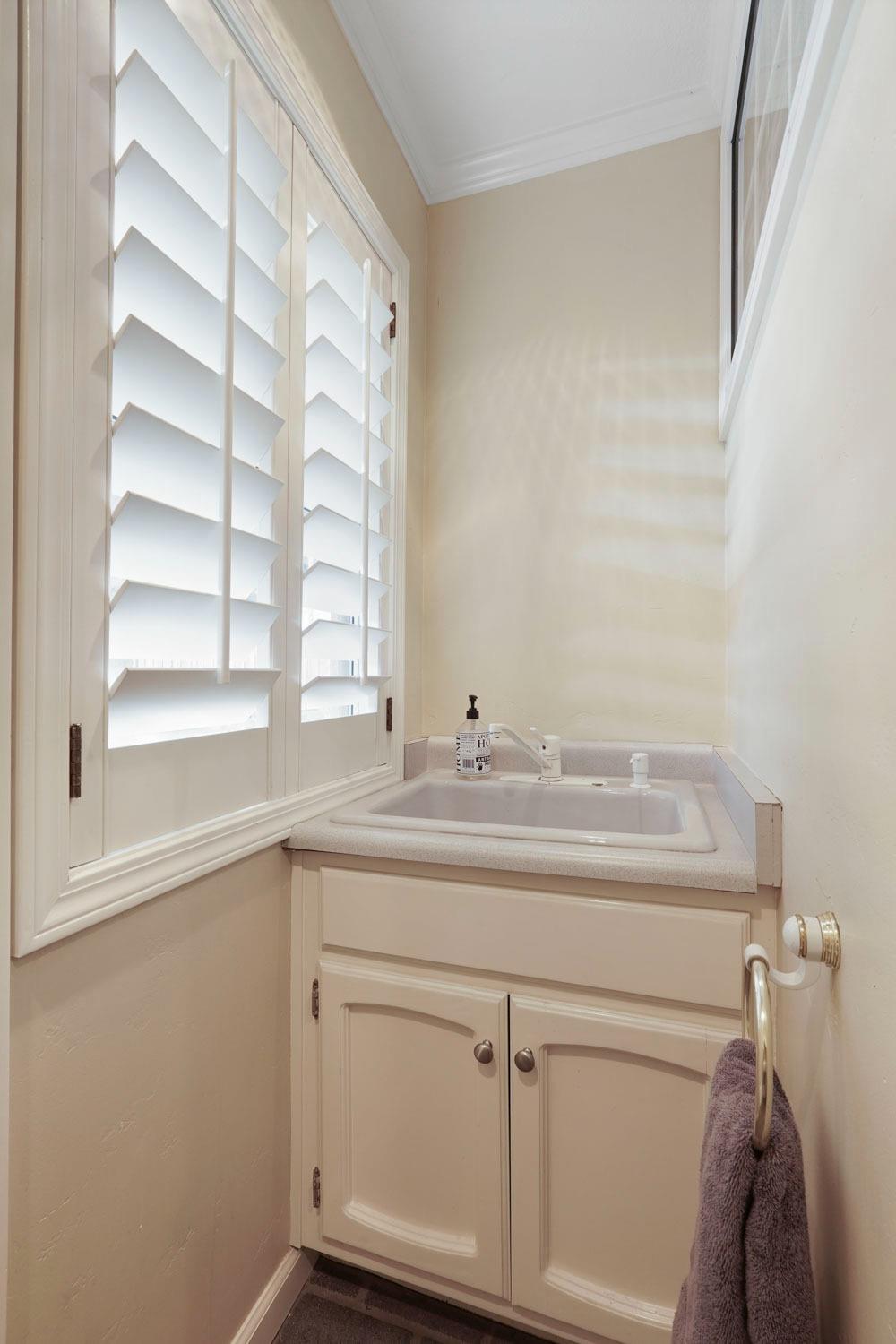 Detail Gallery Image 18 of 89 For 3864 Fourteen Mile Dr, Stockton,  CA 95219 - 4 Beds | 3/2 Baths