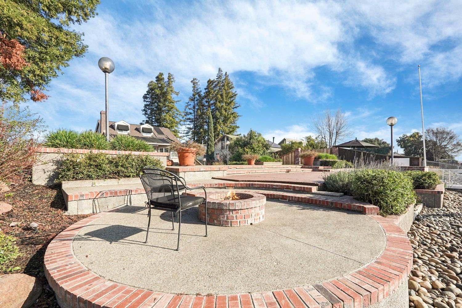 Detail Gallery Image 68 of 89 For 3864 Fourteen Mile Dr, Stockton,  CA 95219 - 4 Beds | 3/2 Baths