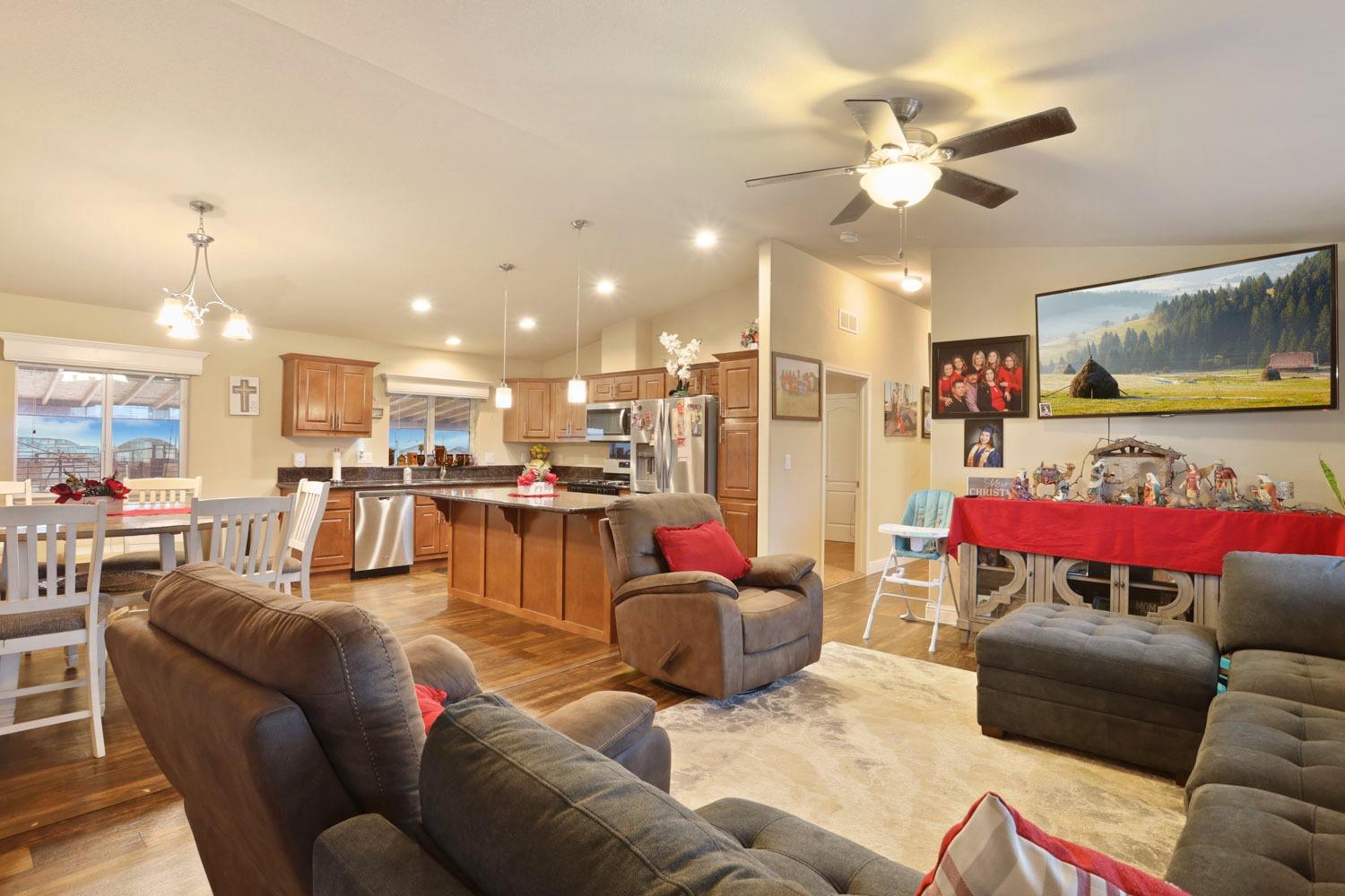 Detail Gallery Image 35 of 96 For 18370 Atkins Rd, Lodi,  CA 95240 - 3 Beds | 2 Baths