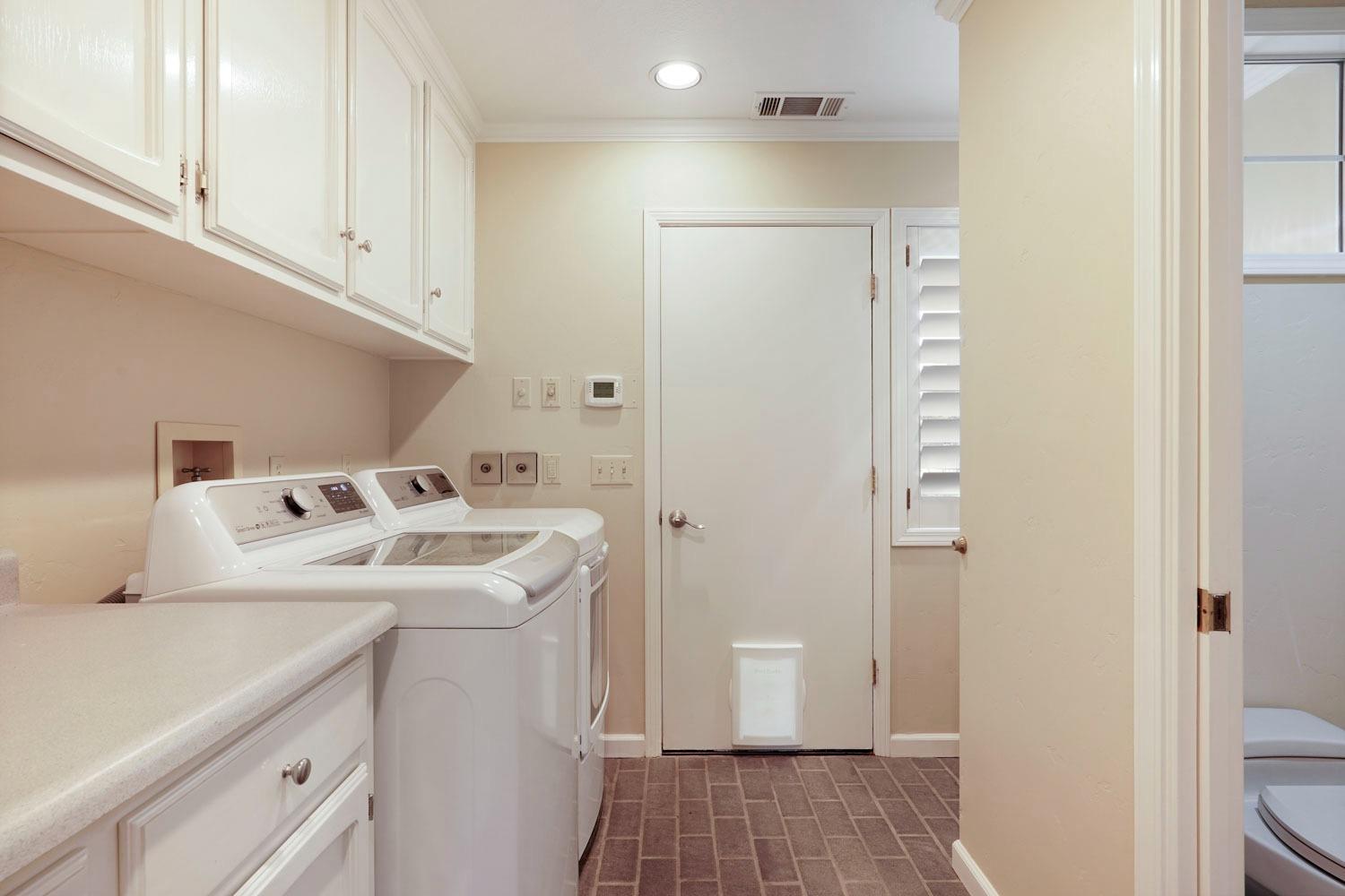 Detail Gallery Image 17 of 89 For 3864 Fourteen Mile Dr, Stockton,  CA 95219 - 4 Beds | 3/2 Baths