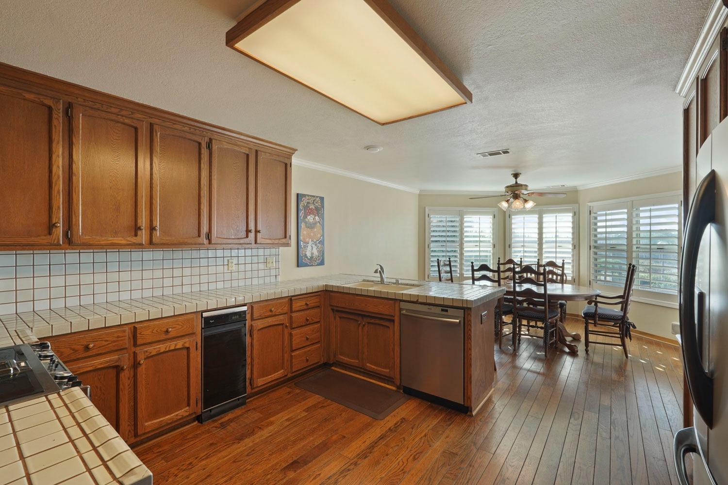 Detail Gallery Image 51 of 89 For 3864 Fourteen Mile Dr, Stockton,  CA 95219 - 4 Beds | 3/2 Baths