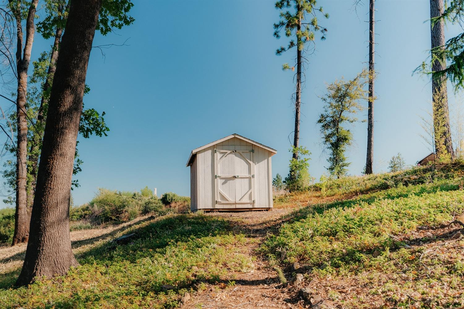 Clear Brook Lane, Paradise, California image 19