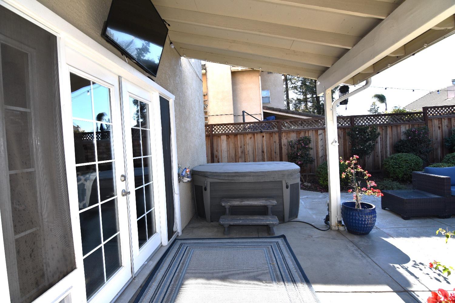 Detail Gallery Image 40 of 51 For 3611 Apple Blossom Ln, Turlock,  CA 95382 - 4 Beds | 2/1 Baths