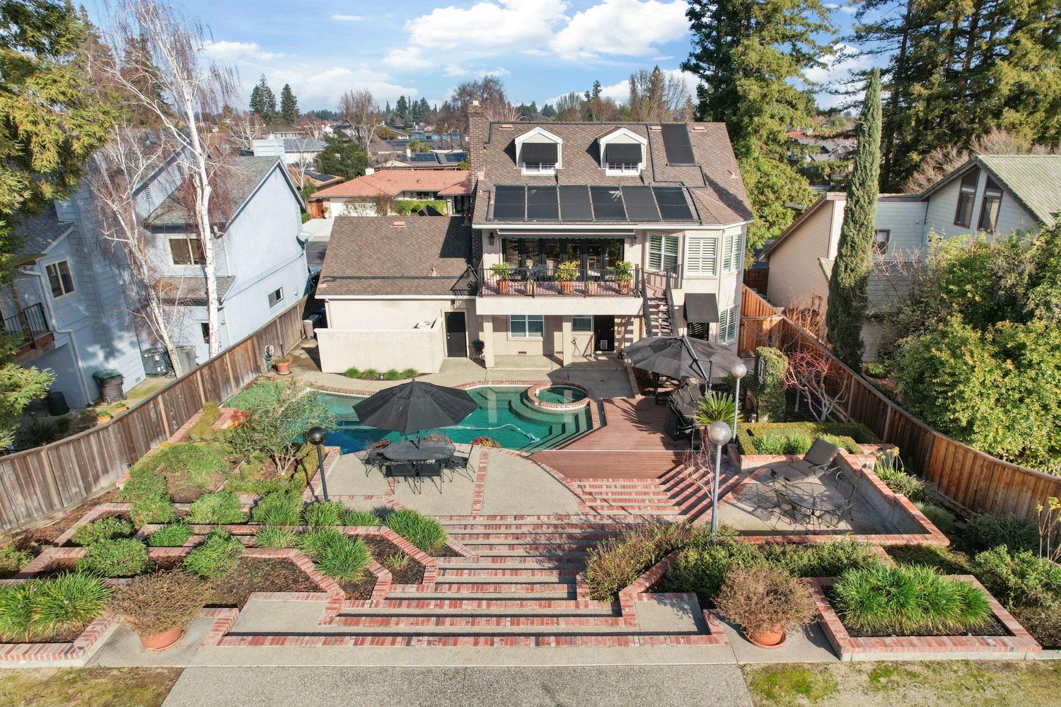 Detail Gallery Image 2 of 89 For 3864 Fourteen Mile Dr, Stockton,  CA 95219 - 4 Beds | 3/2 Baths