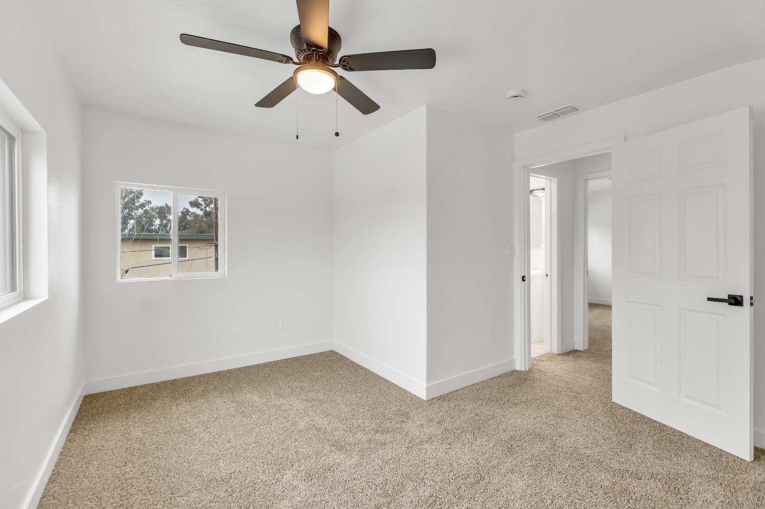 Detail Gallery Image 36 of 51 For 5749 Nina Way, Sacramento,  CA 95824 - 4 Beds | 2 Baths