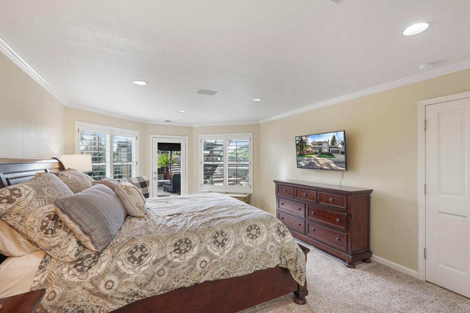 Detail Gallery Image 21 of 89 For 3864 Fourteen Mile Dr, Stockton,  CA 95219 - 4 Beds | 3/2 Baths