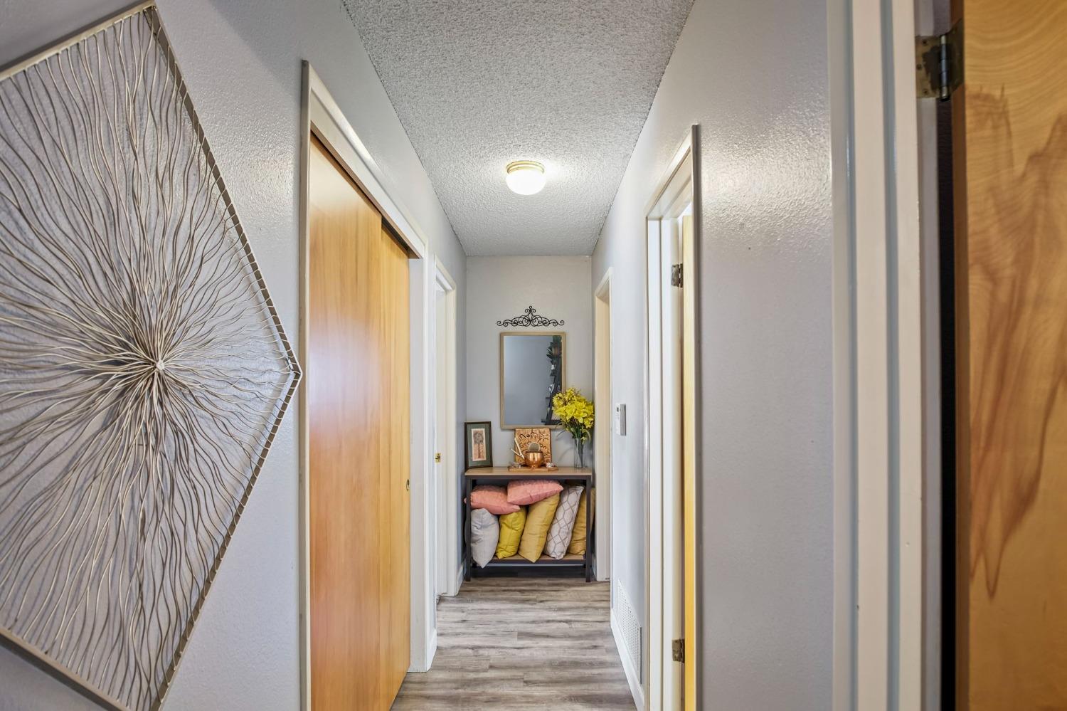 Detail Gallery Image 16 of 29 For 2501 Earlmar Dr, Modesto,  CA 95350 - 3 Beds | 2 Baths