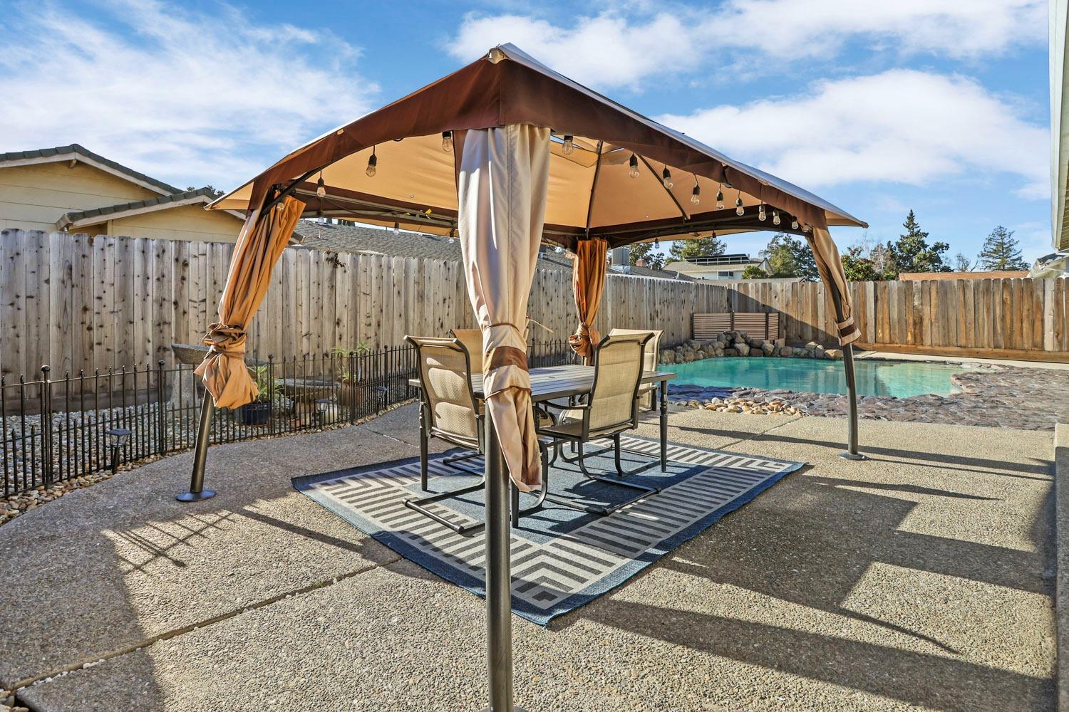 Detail Gallery Image 33 of 39 For 3126 Dartmouth Ct, Stockton,  CA 95209 - 3 Beds | 2 Baths