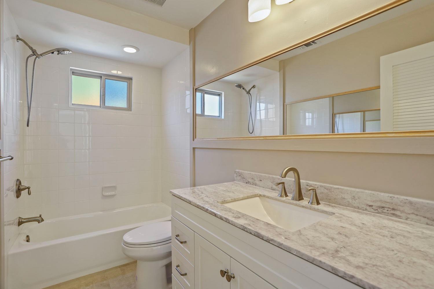 Detail Gallery Image 27 of 39 For 3126 Dartmouth Ct, Stockton,  CA 95209 - 3 Beds | 2 Baths