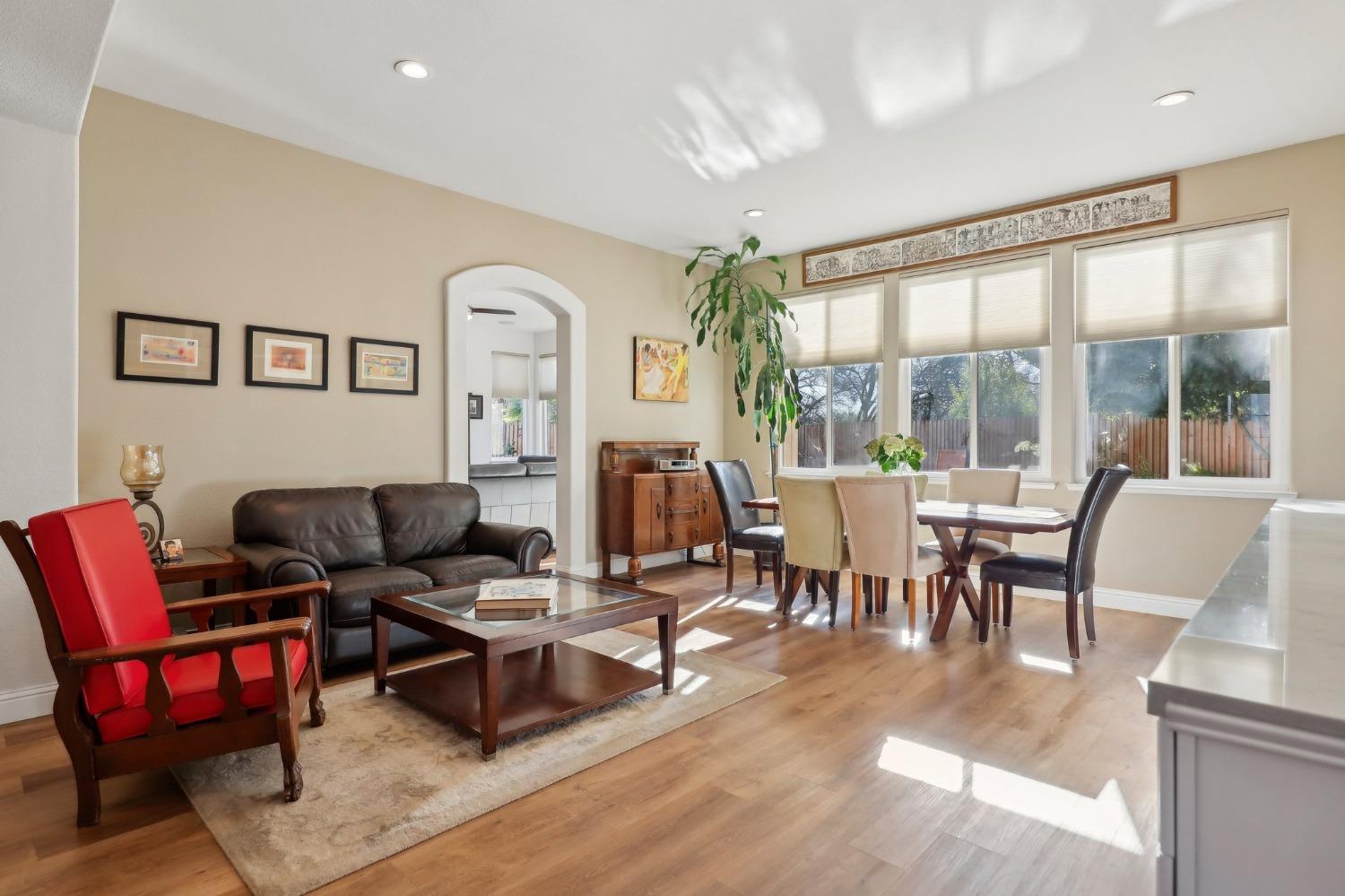 Crimson Ridge Way, Roseville, California image 6