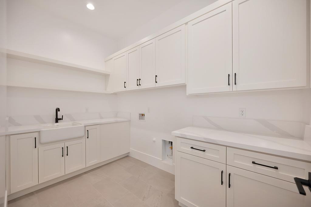 Detail Gallery Image 23 of 52 For 8076 Bridger Ln, Shingle Springs,  CA 95682 - 4 Beds | 3/1 Baths