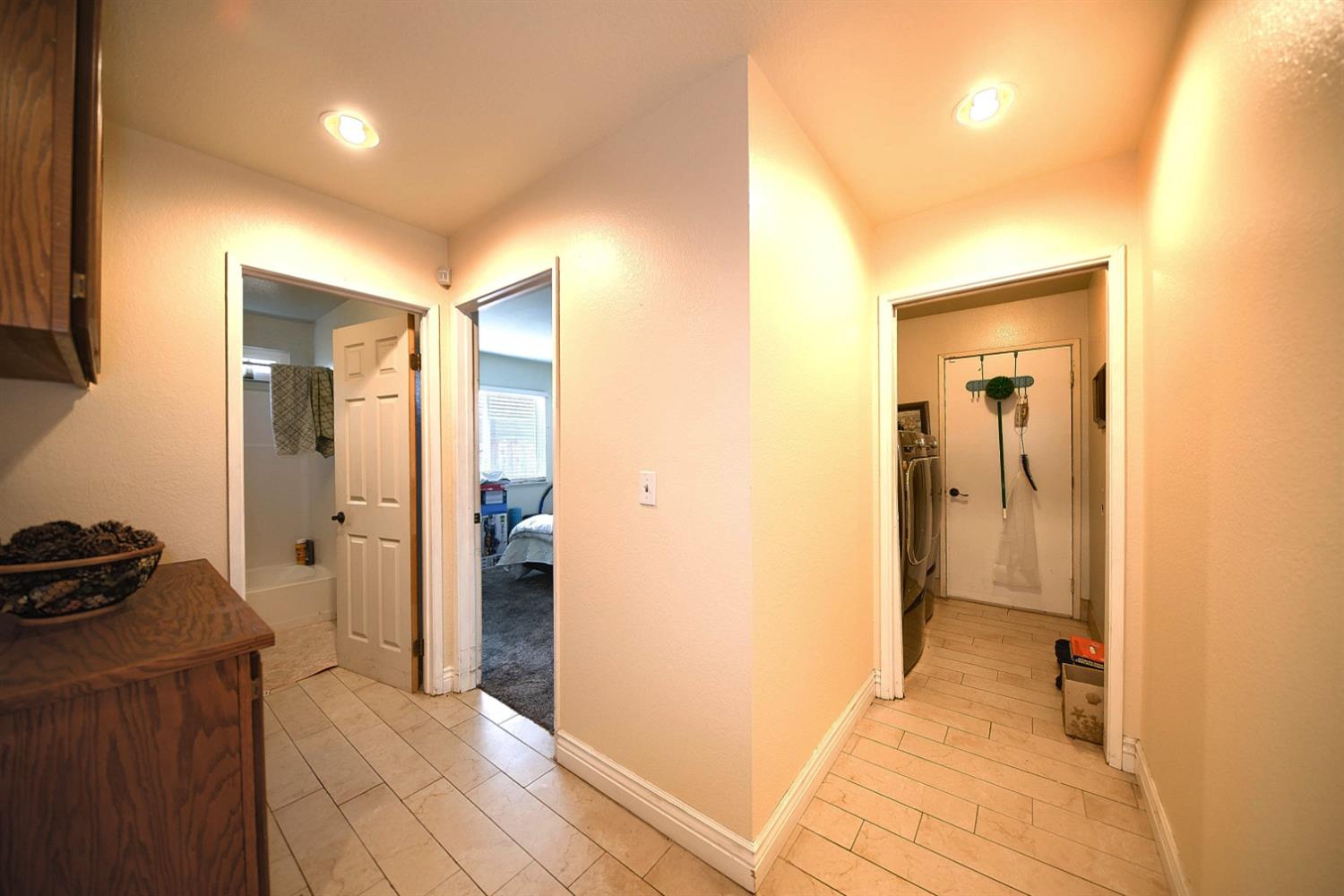 Detail Gallery Image 46 of 79 For 660 Centre Court Dr, Tracy,  CA 95376 - 3 Beds | 2 Baths