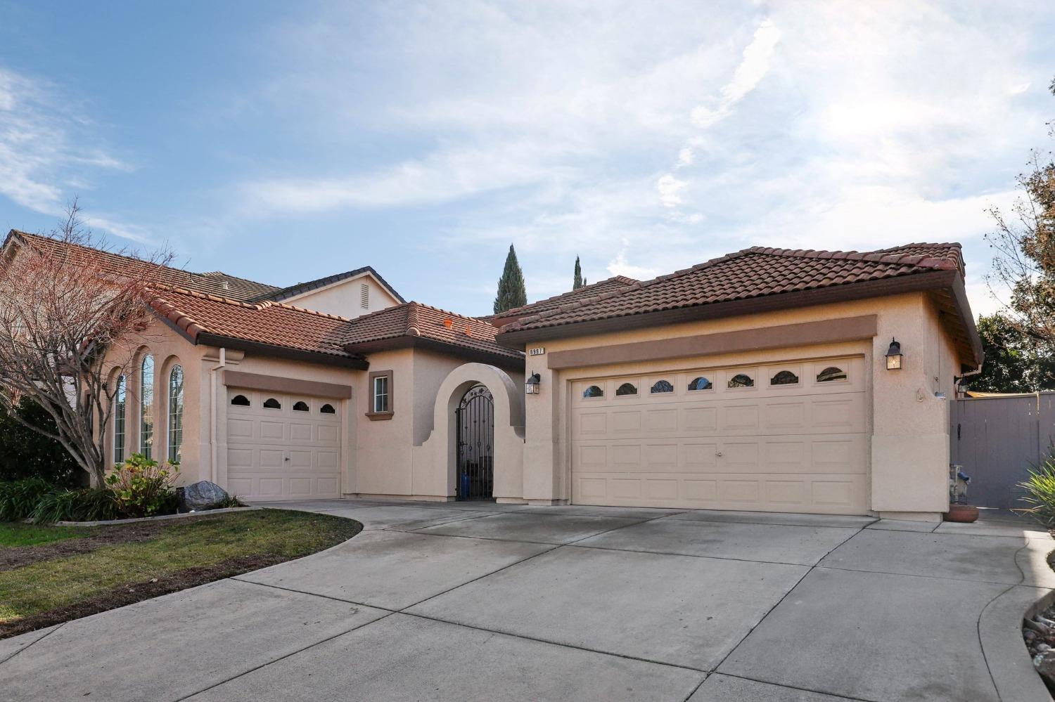 Crimson Ridge Way, Roseville, California image 4