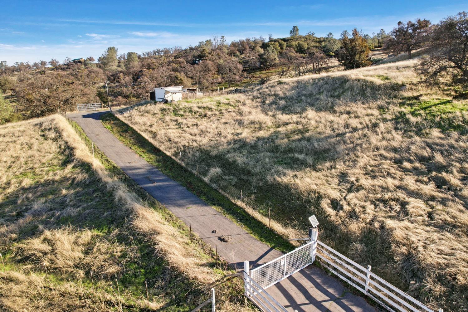 Blue Sky Drive, Ione, California image 49