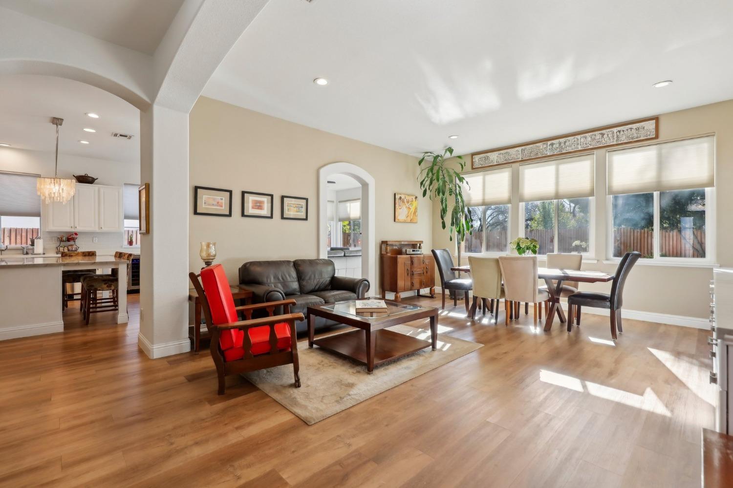 Crimson Ridge Way, Roseville, California image 5