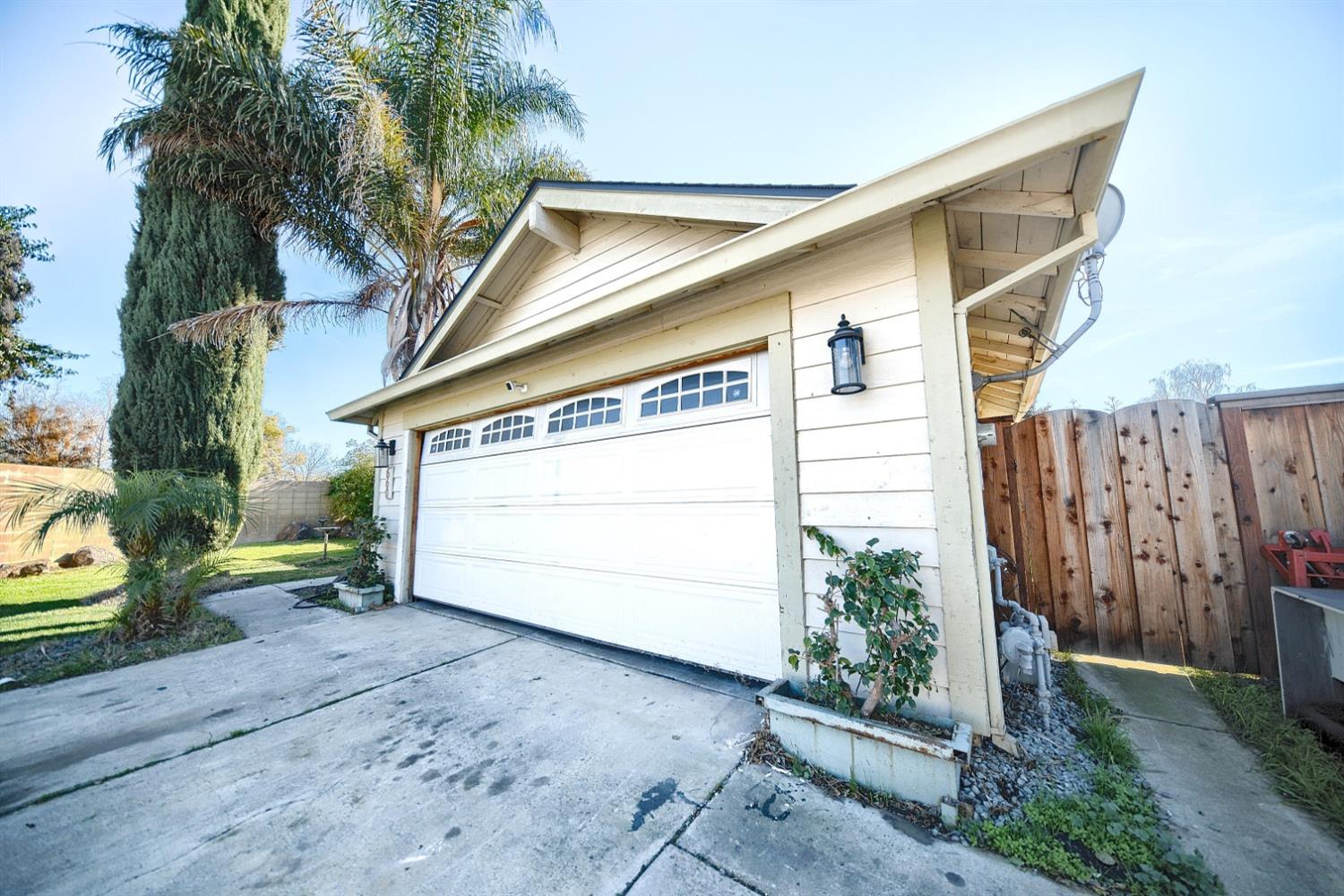 Detail Gallery Image 7 of 79 For 660 Centre Court Dr, Tracy,  CA 95376 - 3 Beds | 2 Baths