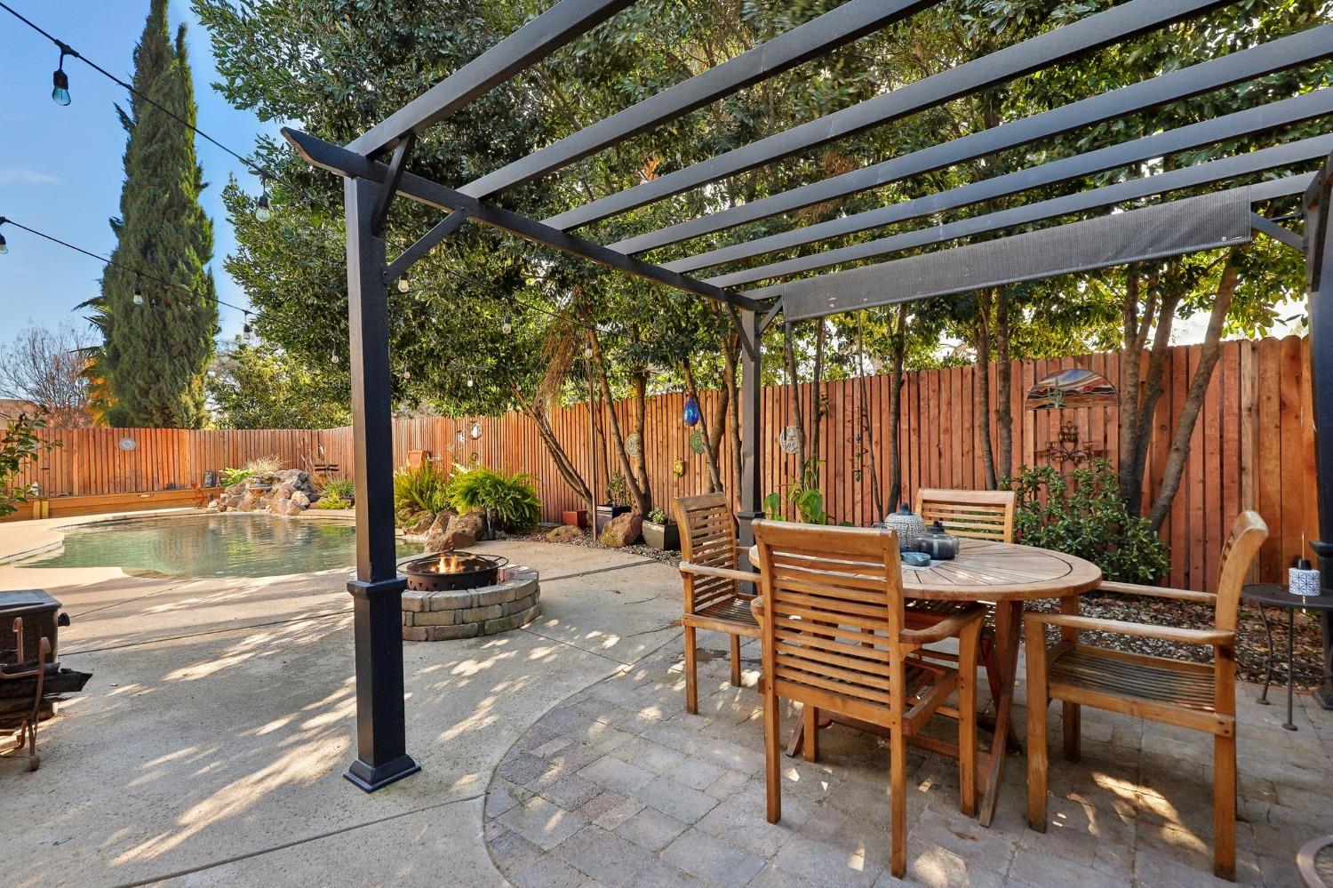 Crimson Ridge Way, Roseville, California image 37