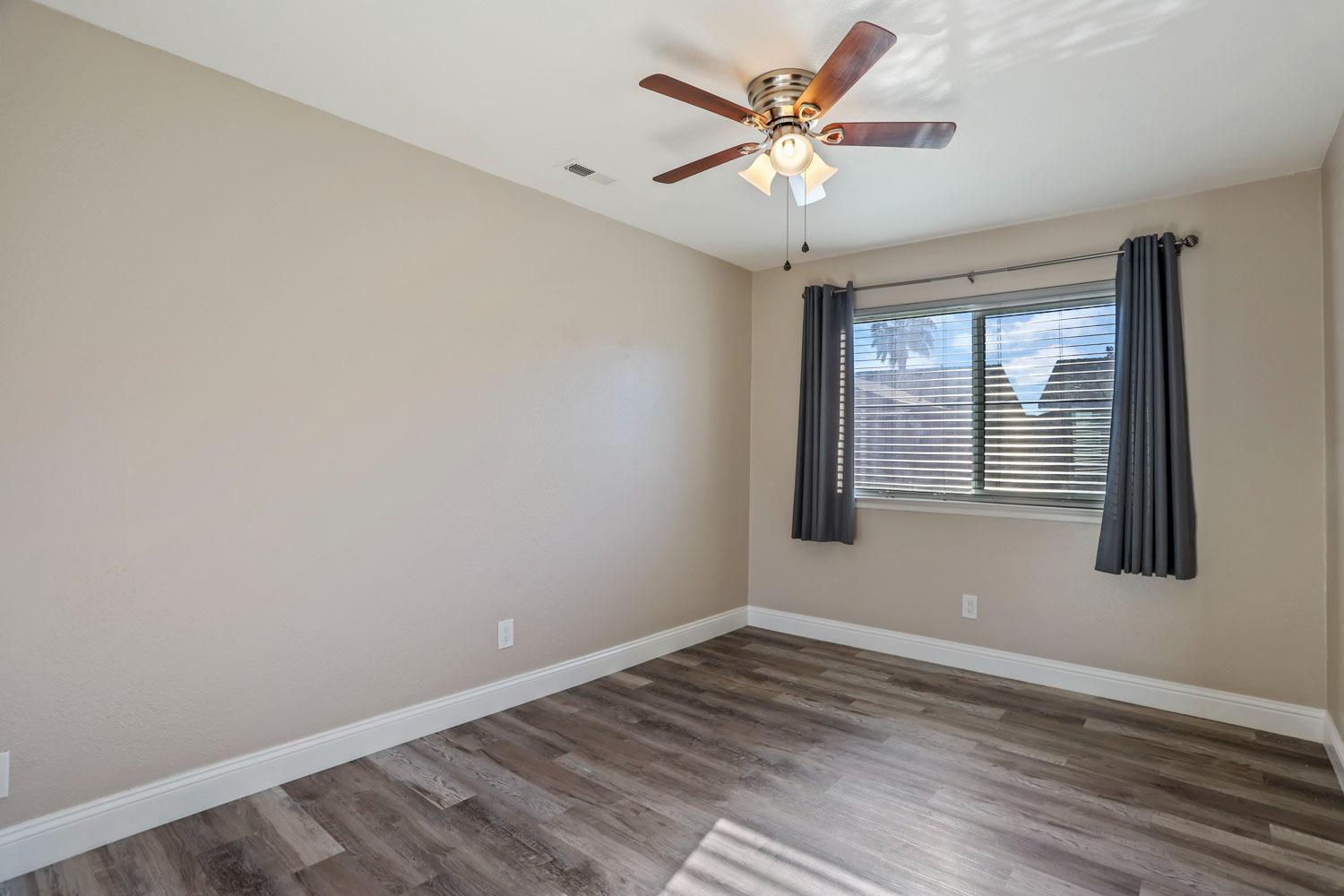 Detail Gallery Image 24 of 39 For 3126 Dartmouth Ct, Stockton,  CA 95209 - 3 Beds | 2 Baths