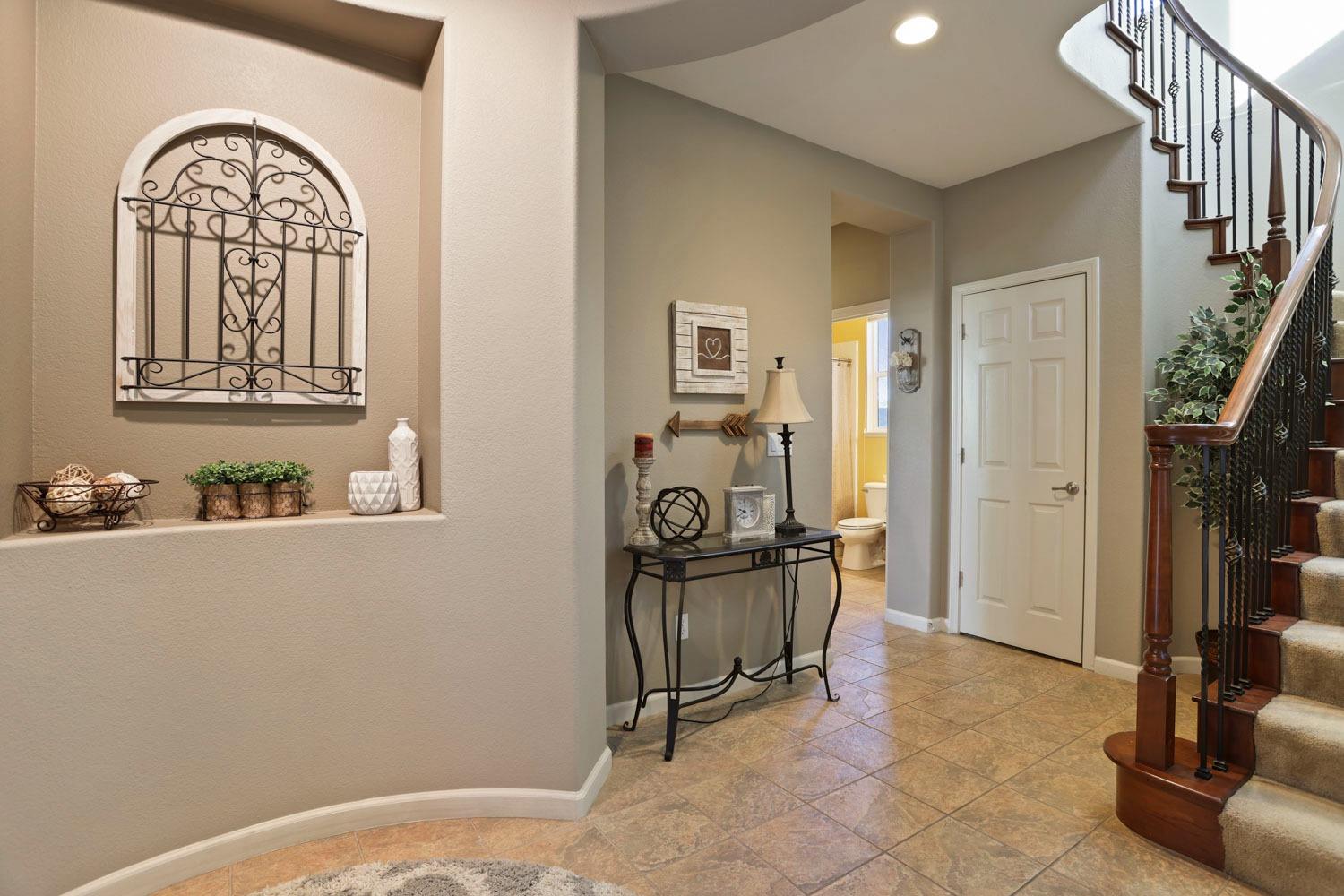 Detail Gallery Image 7 of 62 For 1308 Horizon Ln, Patterson,  CA 95363 - 4 Beds | 4 Baths