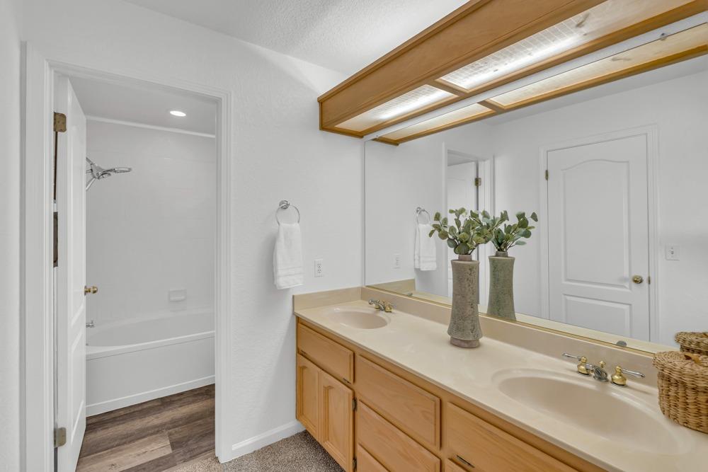 Detail Gallery Image 33 of 52 For 140 Sutcliffe Cir, Folsom,  CA 95630 - 3 Beds | 2/1 Baths