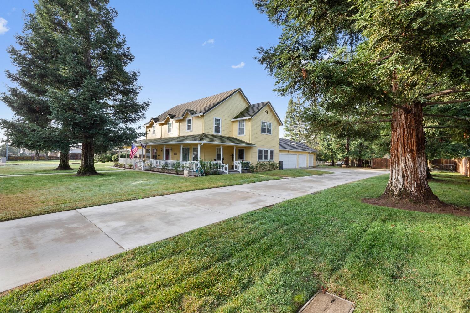 Detail Gallery Image 3 of 52 For 9917 Oak Knoll Dr, Oakdale,  CA 95361 - 4 Beds | 3/1 Baths