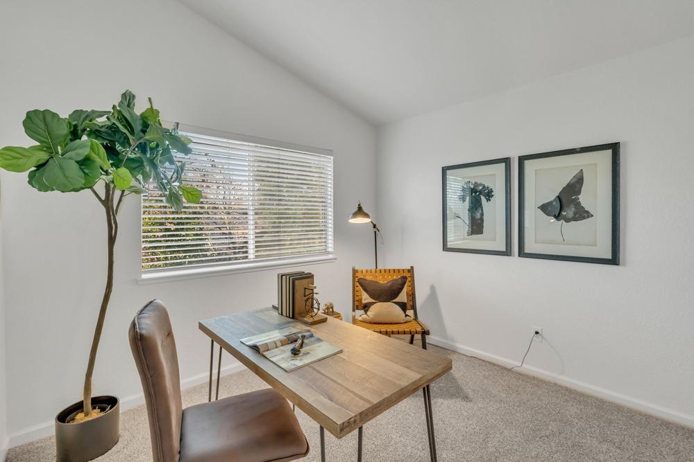 Detail Gallery Image 24 of 52 For 140 Sutcliffe Cir, Folsom,  CA 95630 - 3 Beds | 2/1 Baths