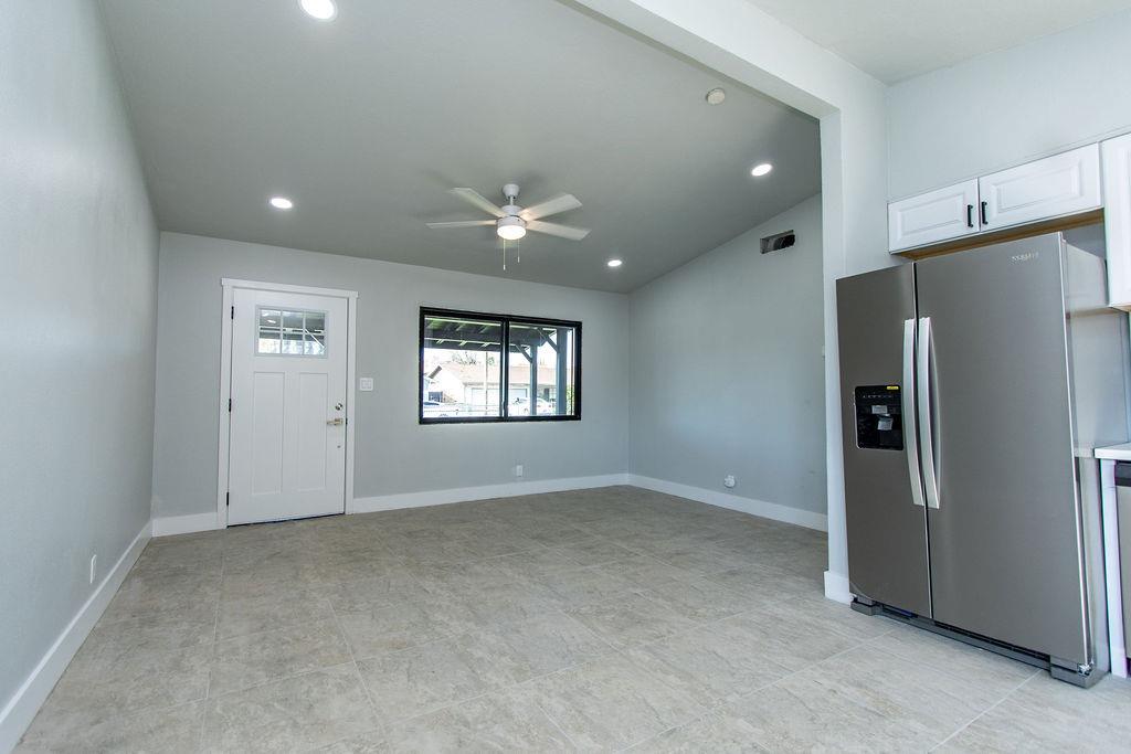 Detail Gallery Image 9 of 32 For 3216 Farris Ave, Ceres,  CA 95307 - 3 Beds | 2 Baths