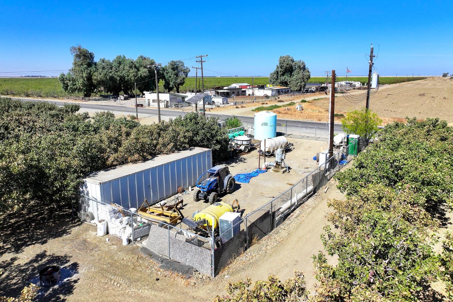 W Adams, Mendota, California image 9