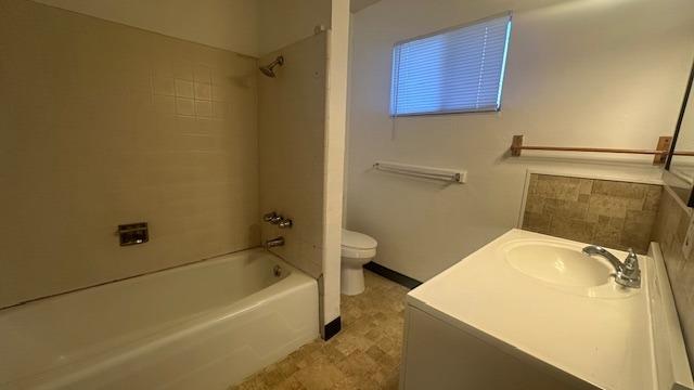 Detail Gallery Image 9 of 13 For 120 Almond Ave, Modesto,  CA 95354 - – Beds | – Baths