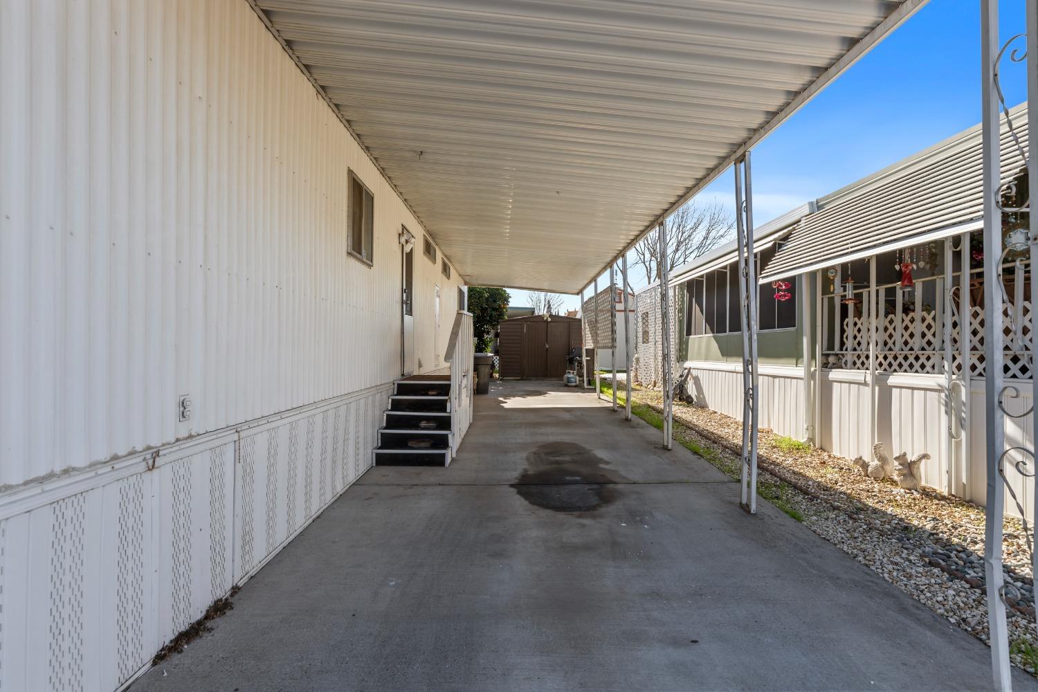 Detail Gallery Image 2 of 28 For 1200 S Carpenter Rd, Modesto,  CA 95351 - 3 Beds | 2 Baths