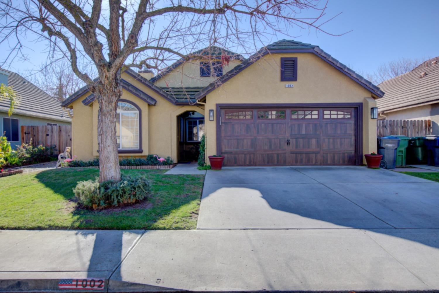 Detail Gallery Image 1 of 60 For 1002 Kirksey Dr, Turlock,  CA 95382 - 4 Beds | 2 Baths