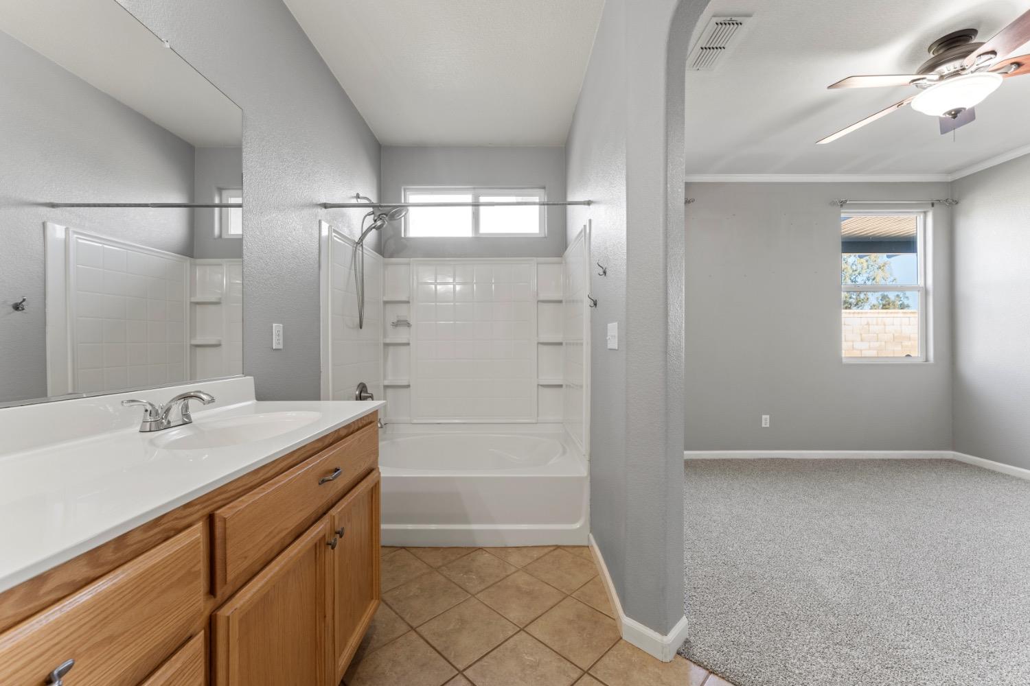 Detail Gallery Image 21 of 39 For 2141 August Way, Olivehurst,  CA 95961 - 3 Beds | 2 Baths