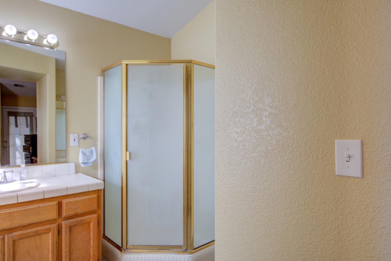 Detail Gallery Image 35 of 60 For 1002 Kirksey Dr, Turlock,  CA 95382 - 4 Beds | 2 Baths