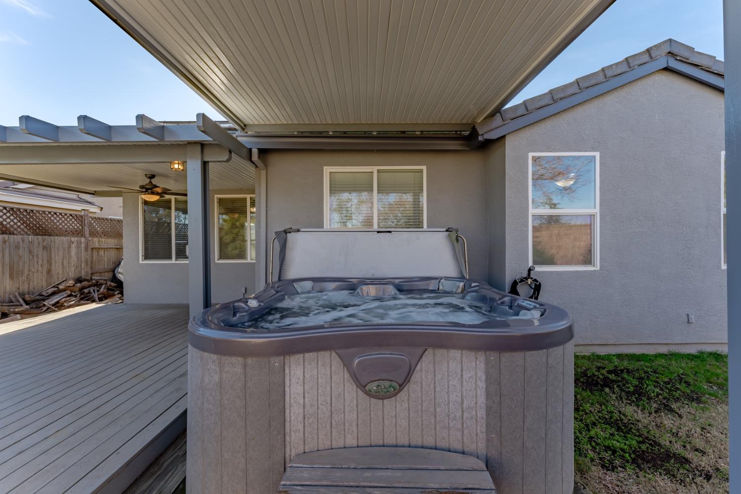 Detail Gallery Image 32 of 39 For 2141 August Way, Olivehurst,  CA 95961 - 3 Beds | 2 Baths