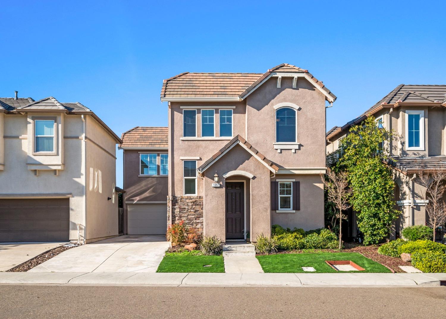 Welcome to 1357 Larkspur Dr, Rocklin, CA! This stunning 3-bedroom, 2.5-bathroom home offers 1,966 square feet of stylish living space with serene greenbelt views. The spacious layout includes a versatile LOFT, while the modern kitchen features granite countertops, stainless steel appliances, and a large island with a sinkperfect for any culinary enthusiast. The primary suite is a true retreat with a soaking tub, separate shower, and walk-in closet, providing the ultimate in relaxation and convenience. Energy efficiency is a bonus, thanks to the tankless water heater, and the 2-car garage offers additional storage or workspace. Located in one of Rocklin's most desirable neighborhoods, this home is close to award-winning Whitney High School, William Jessup University, and countless parks, trails, and ball fields, making it ideal for families and outdoor lovers alike. Don't miss your chance to see this incredible home.