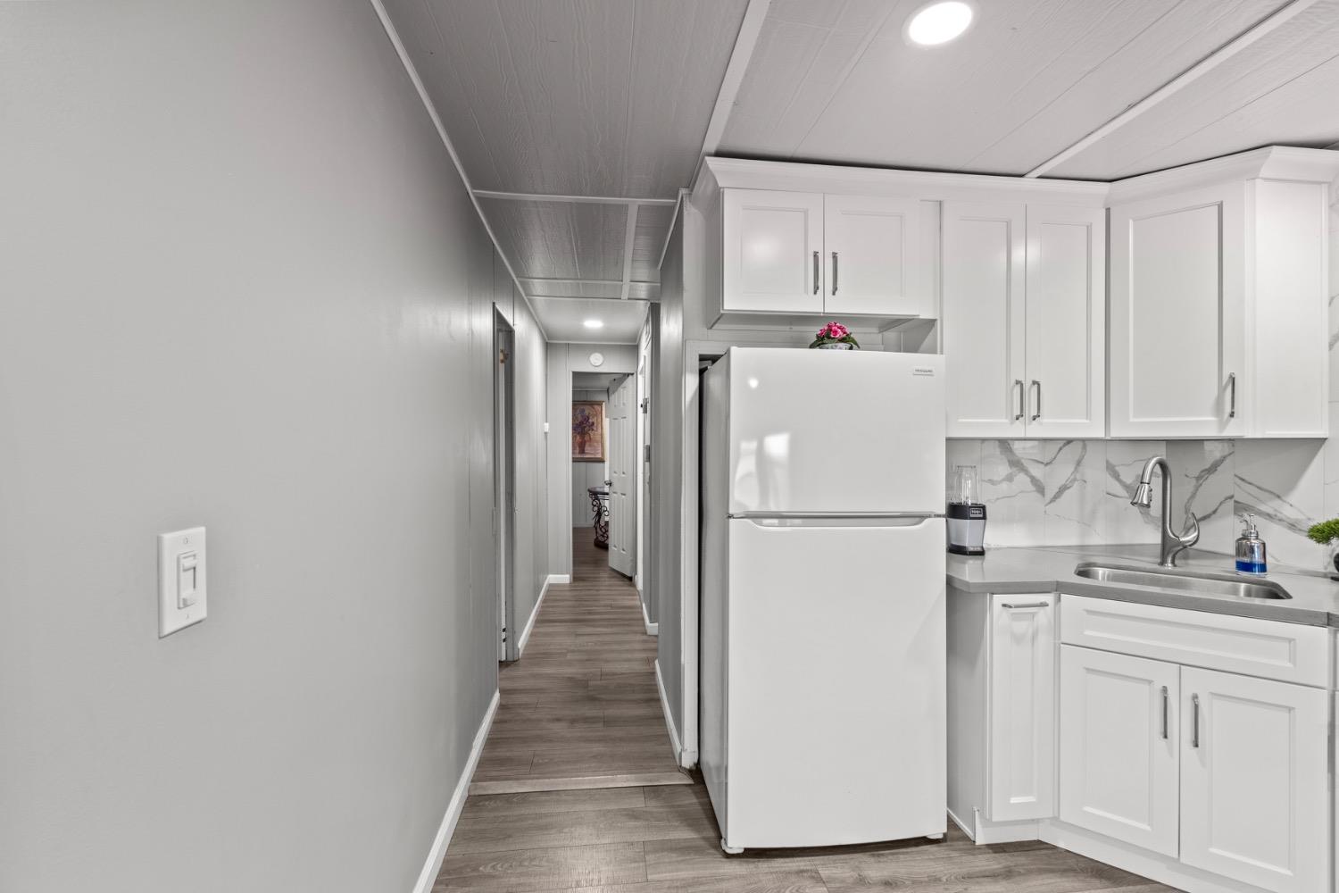 Detail Gallery Image 10 of 25 For 10780 N Highway 99 50, Stockton,  CA 95212 - 2 Beds | 2 Baths